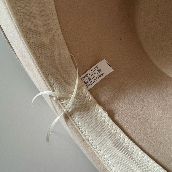 Wide brim rancher style hat - Picture 7 of 11